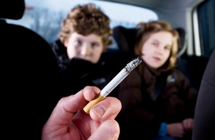 Parent fumeur : quel message pour vos enfants ?